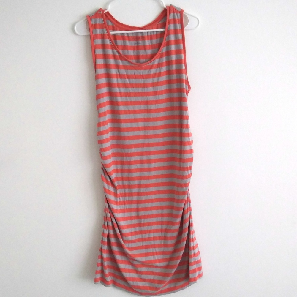 woman's maternity comfy dress